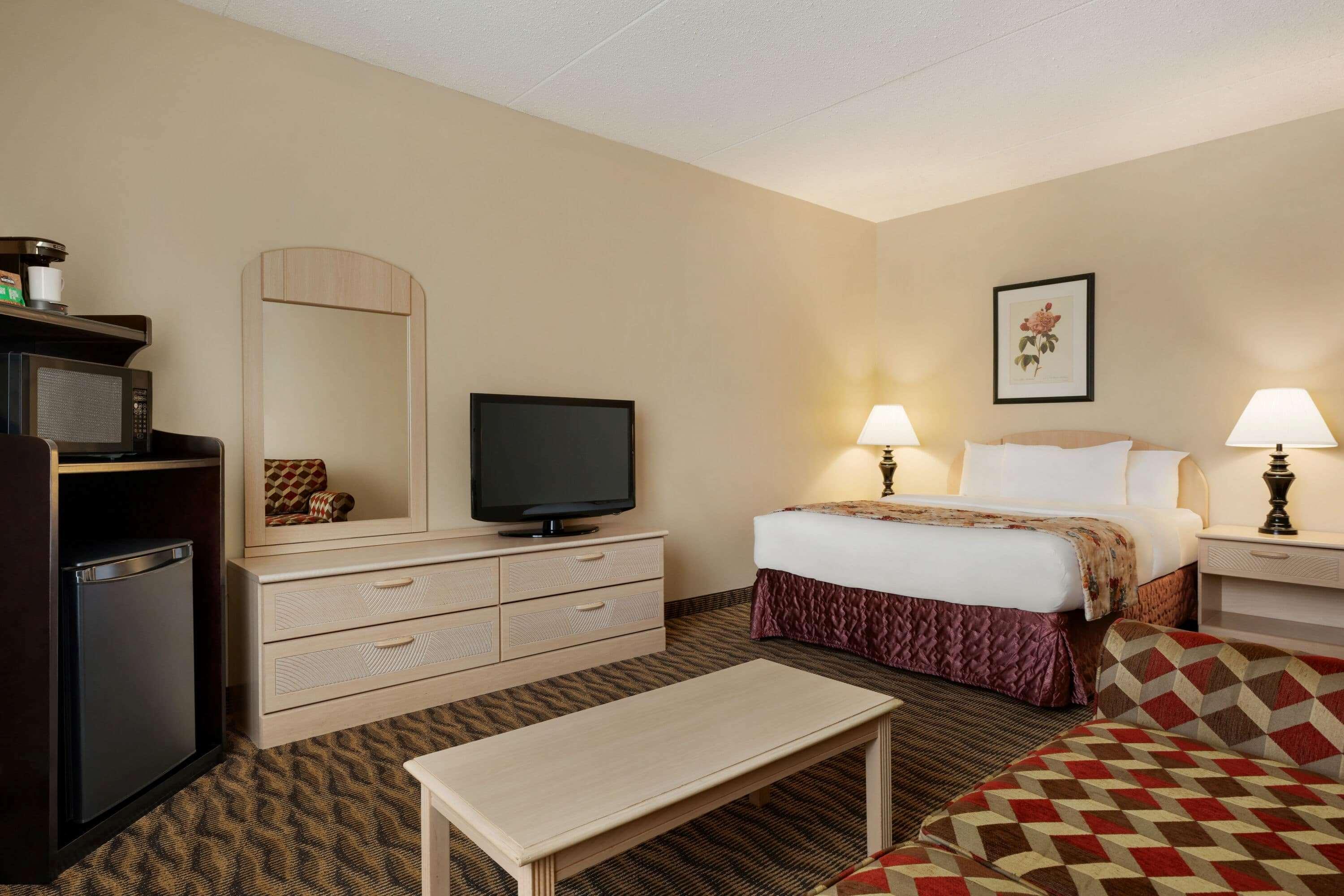 Ramada By Wyndham Fredericton Hotell Exteriör bild