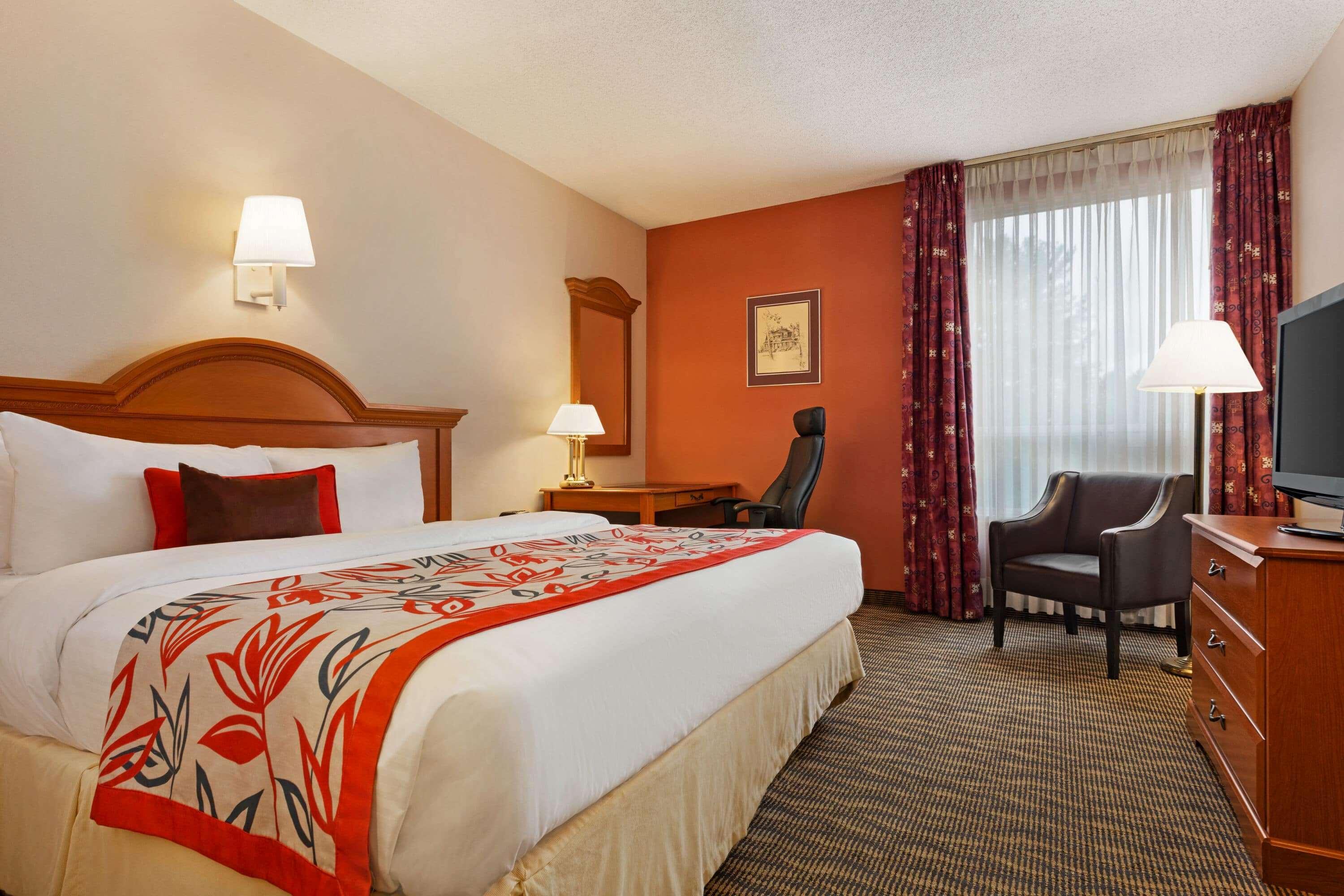 Ramada By Wyndham Fredericton Hotell Exteriör bild