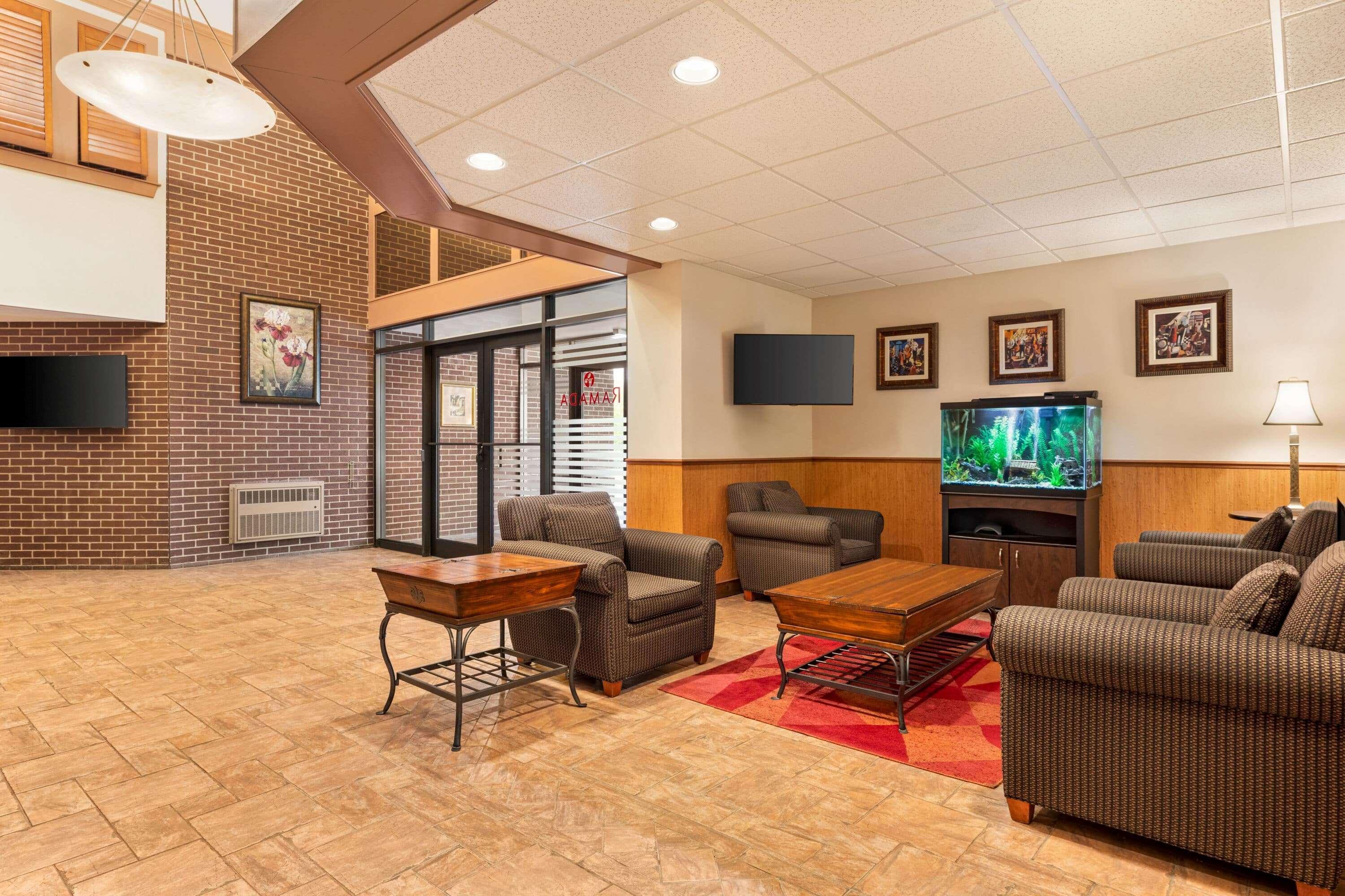 Ramada By Wyndham Fredericton Hotell Exteriör bild