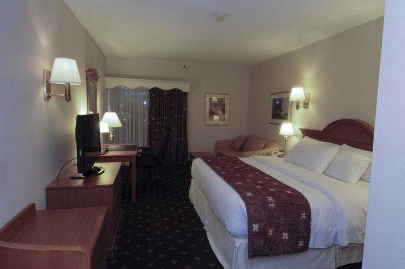 Ramada By Wyndham Fredericton Hotell Exteriör bild